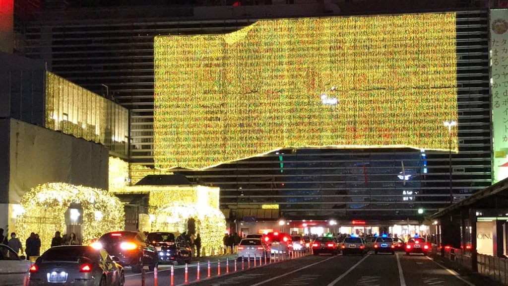 Illumination at Yokohama station 横浜駅イルミネーション