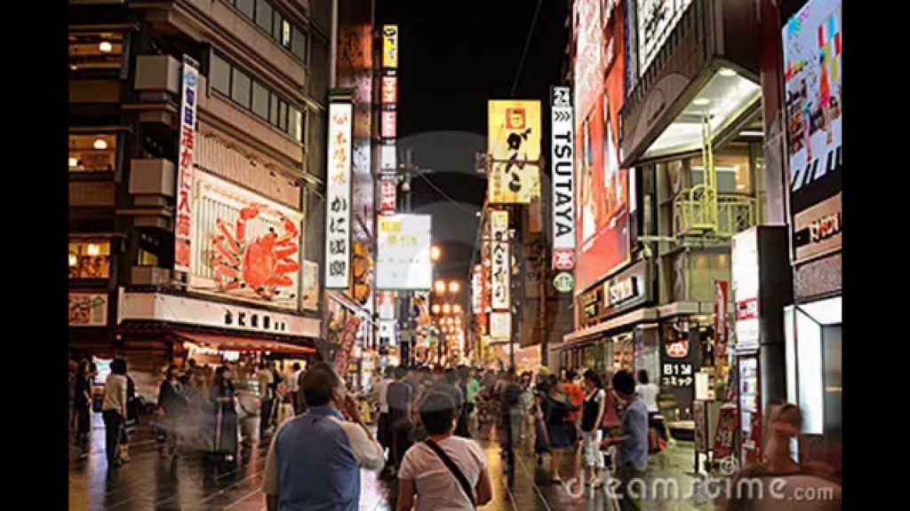Be entertained in Dotonbori District Osaka