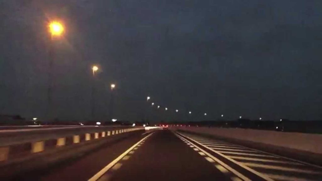 Yokohama - Tokyo Night Drive [Time Lapse]