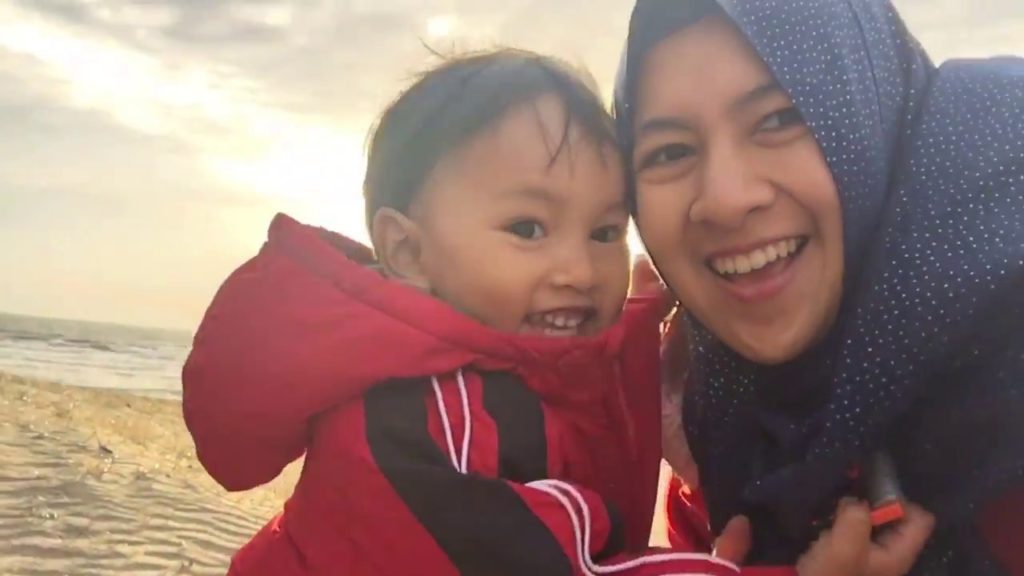 Explore Chiba: Makuhari Beach Explore Chiba: Makuhari Beach