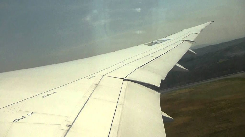 All Nippon Airways (ANA) Boeing 787 JA801ATakeoff at Okayama