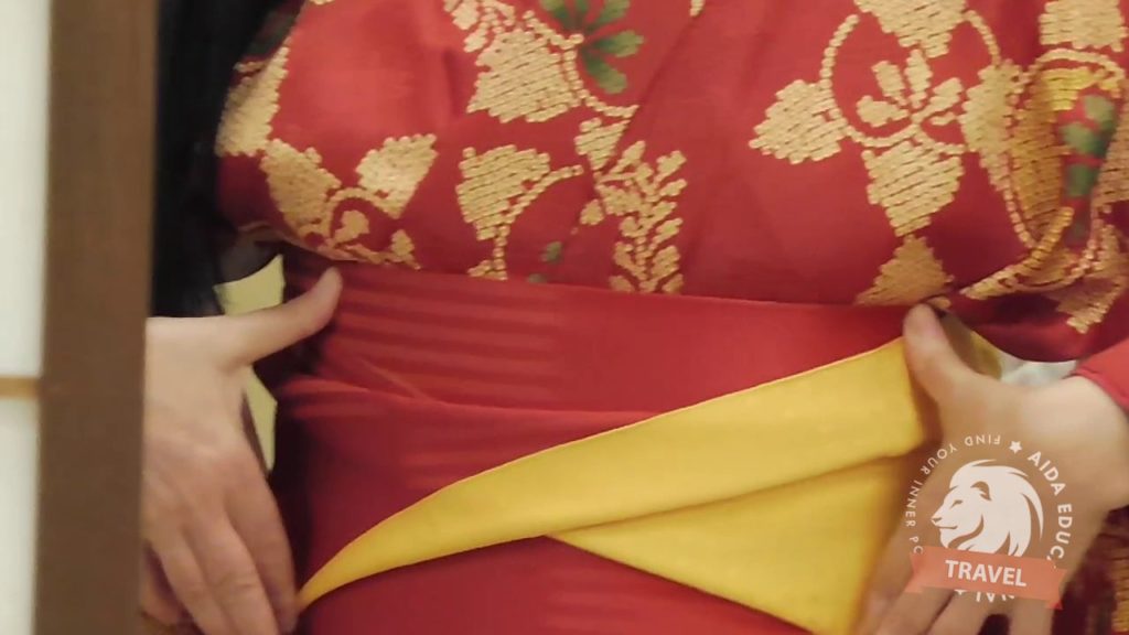 JAPAN – TOKYO BARGAINS: Kimono dressing and renting… for hours! Where? Discover it here! 着物着付け 着 JAPAN - TOKYO BARGAINS: Kimono dressing and renting... for hours! Where? Discover it here! 着物着付け 着