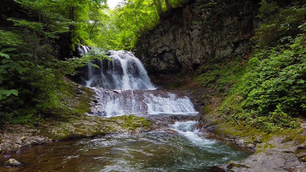 Walk in Heiwanotaki, Nishi-ku, Sapporo, Hokkaido | 北海道 札幌市 西区 平和の滝の散歩 | 4K60p