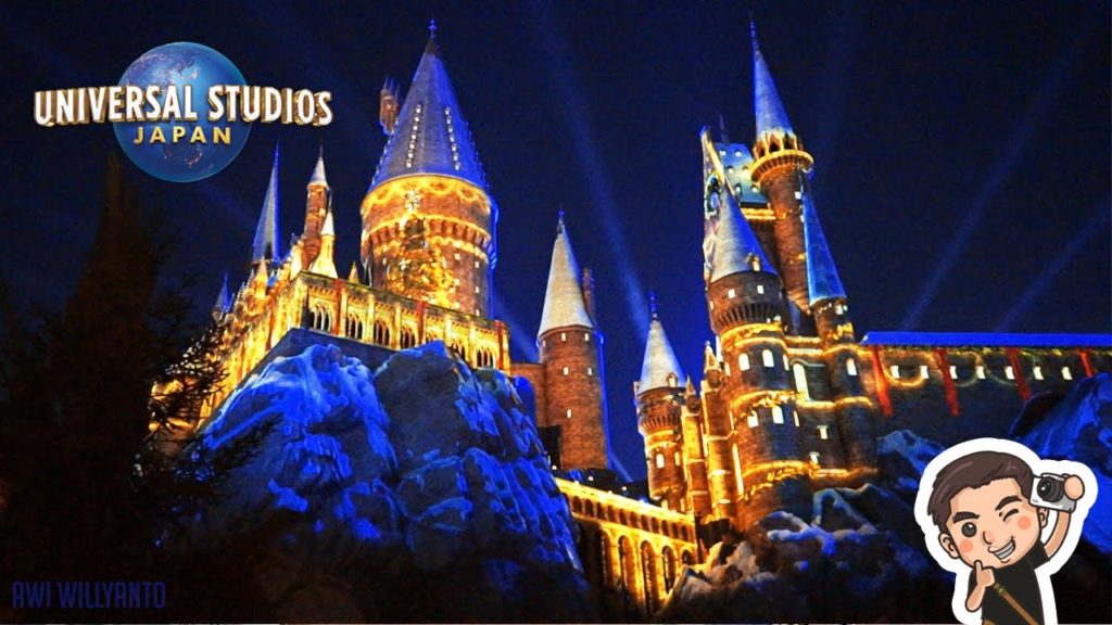 Honeydukes Mini Tour & Hogwarts Castle night show – Universal Studio Jepang / Awi Willyanto Honeydukes Mini Tour & Hogwarts Castle night show - Universal Studio Jepang / Awi Willyanto