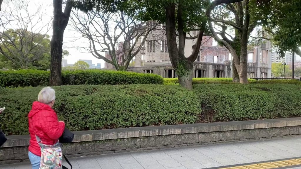 Bus tour around the Peace Memorial Park.