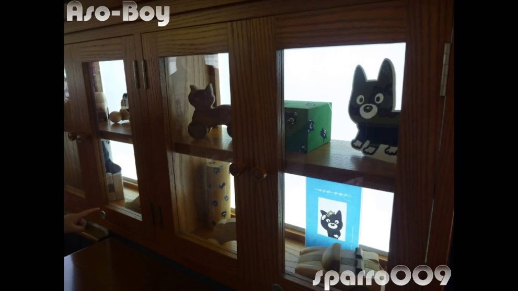 Japanese food culture : Eki-Bento (Ekiben) #93 "Kuro-Chan No Aso-moco Bento"