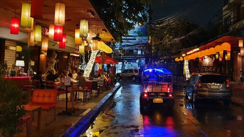 [4K] Walking in the Rain at Night | Rambuttri Road in Bangkok, Thailand
