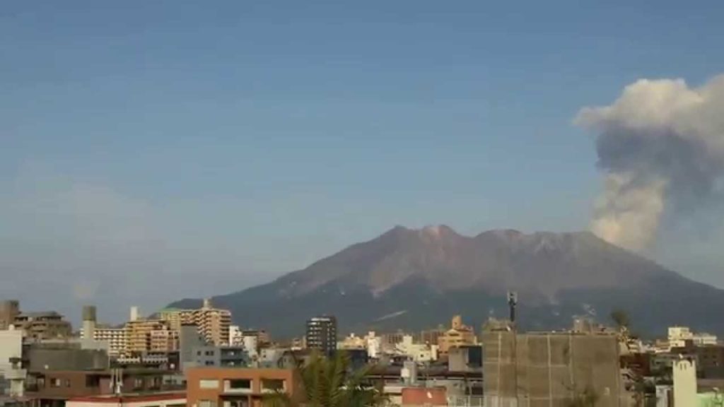 Big eruption of volcano Sakurajima in Kagoshima, Japan (24th March 2015) Big eruption of volcano Sakurajima in Kagoshima, Japan (24th March 2015)
