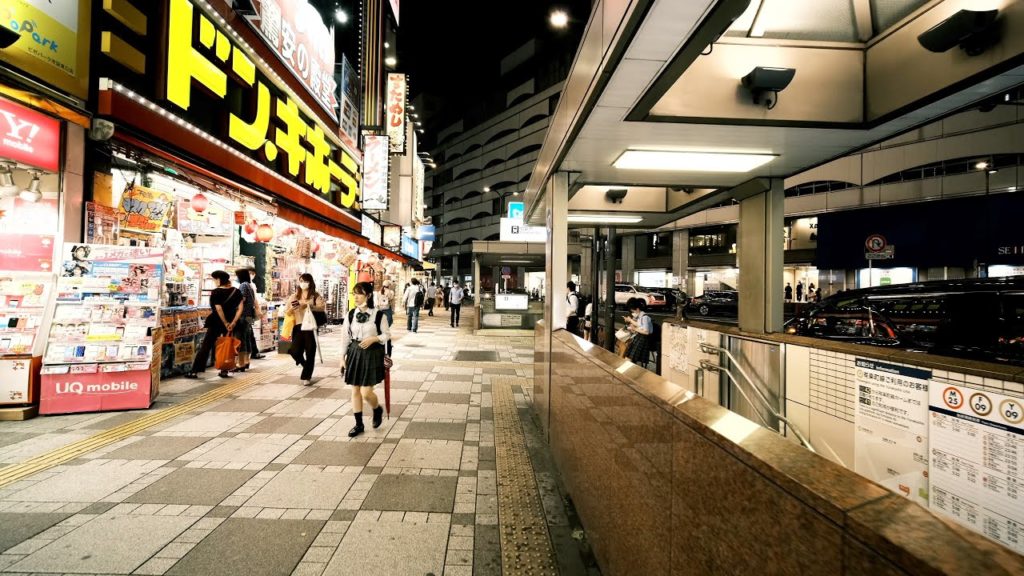 【4K】Night walk on Ikebukuro East(池袋東口) at Tokyo【2020】