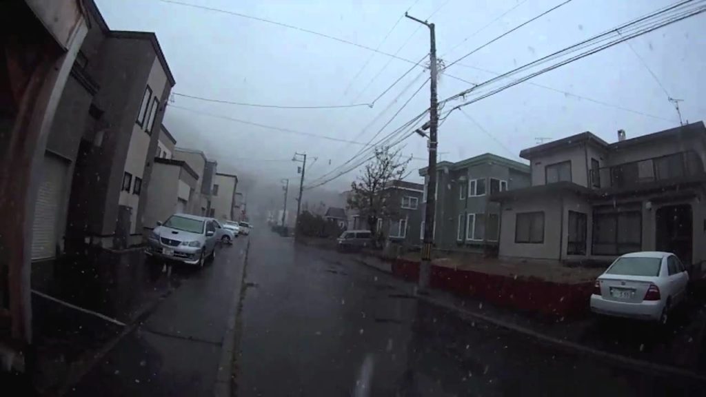 10-26-2010 First snow in Sapporo Hokkaido for this Winter Season HD