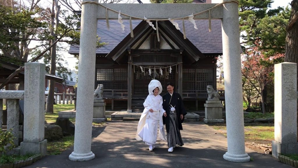 Japanese wedding costume experience in Hokkaido Hakodate trip