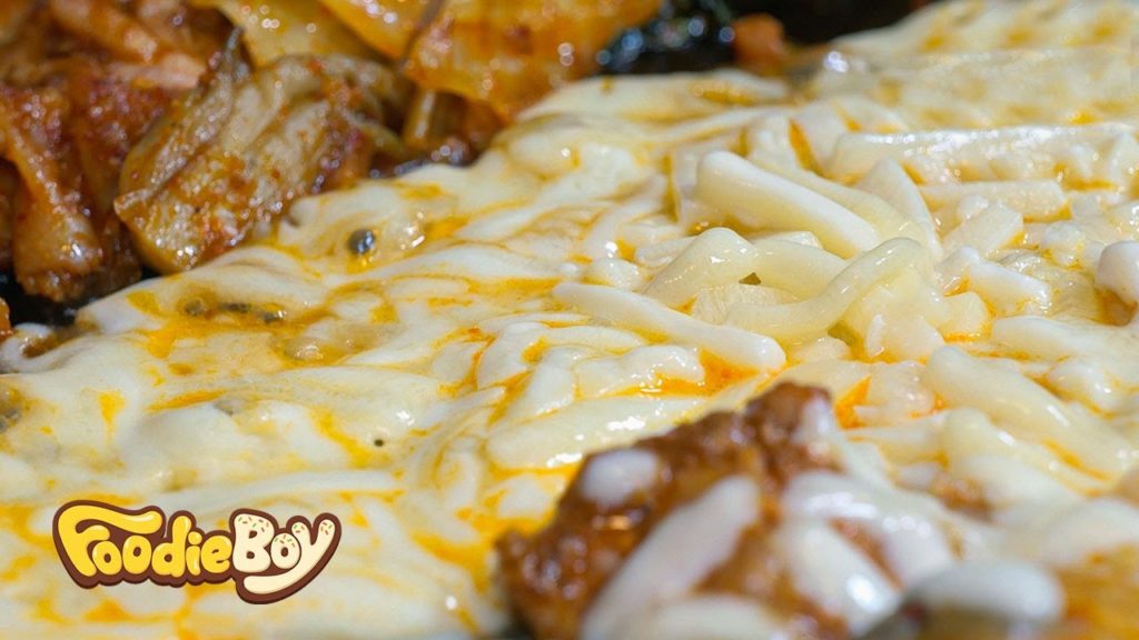 치즈토핑 닭갈비 & 볶음밥 / Cheese Spicy Stir-Fried Chicken & Rice - Korean Street Food / 인천 만수동 오늘은닭갈비