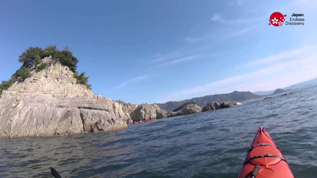 Sea Kayaking in the Seto Inland Sea | Kagawa Pref. (Free Cloud tour base)