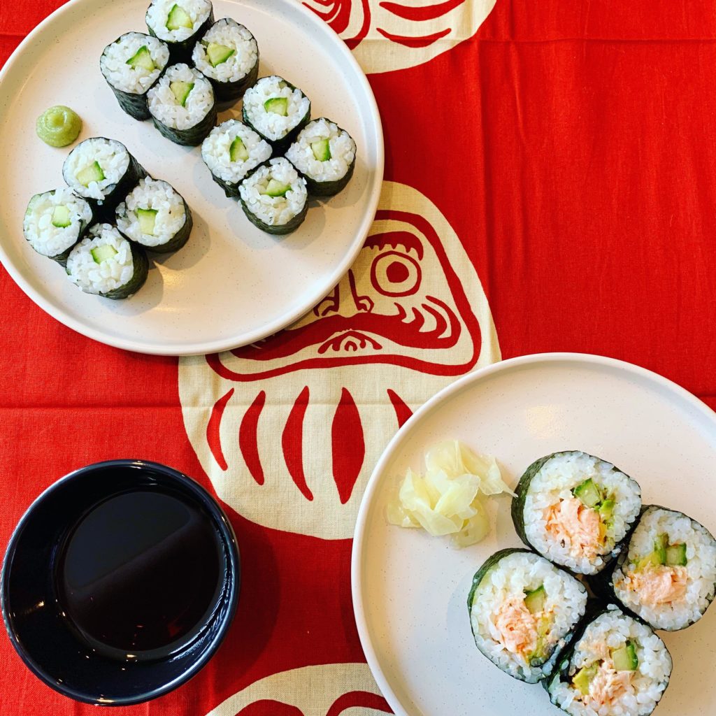 Yuzu salmon futomaki