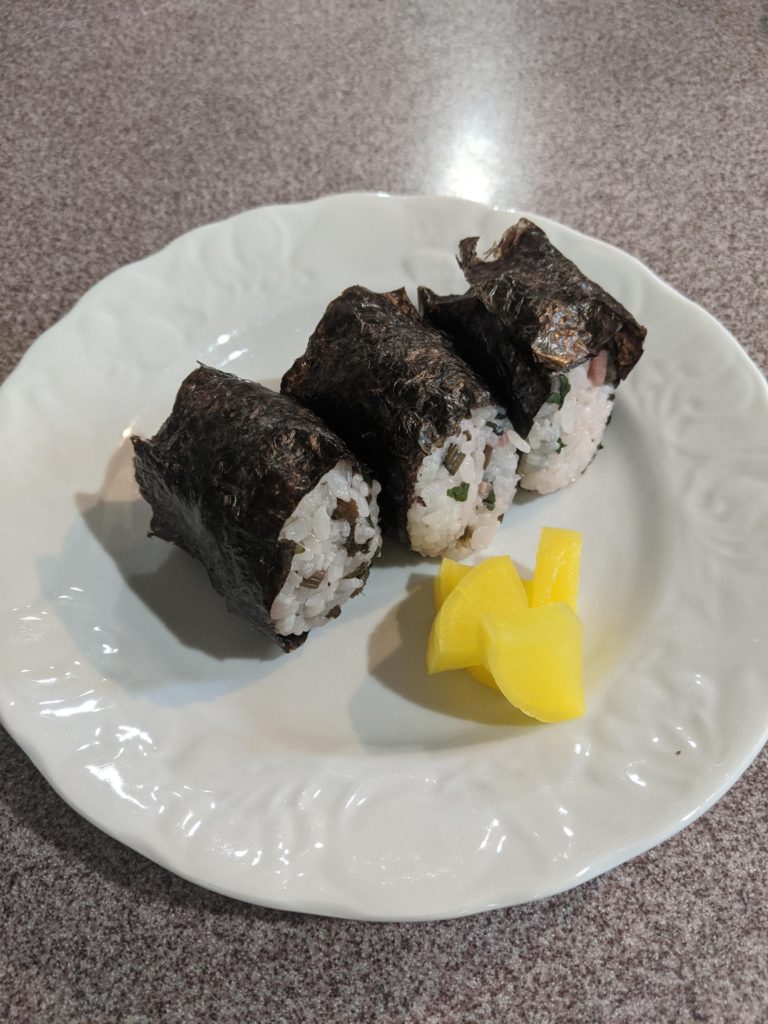 おにぎり for lunch 😋