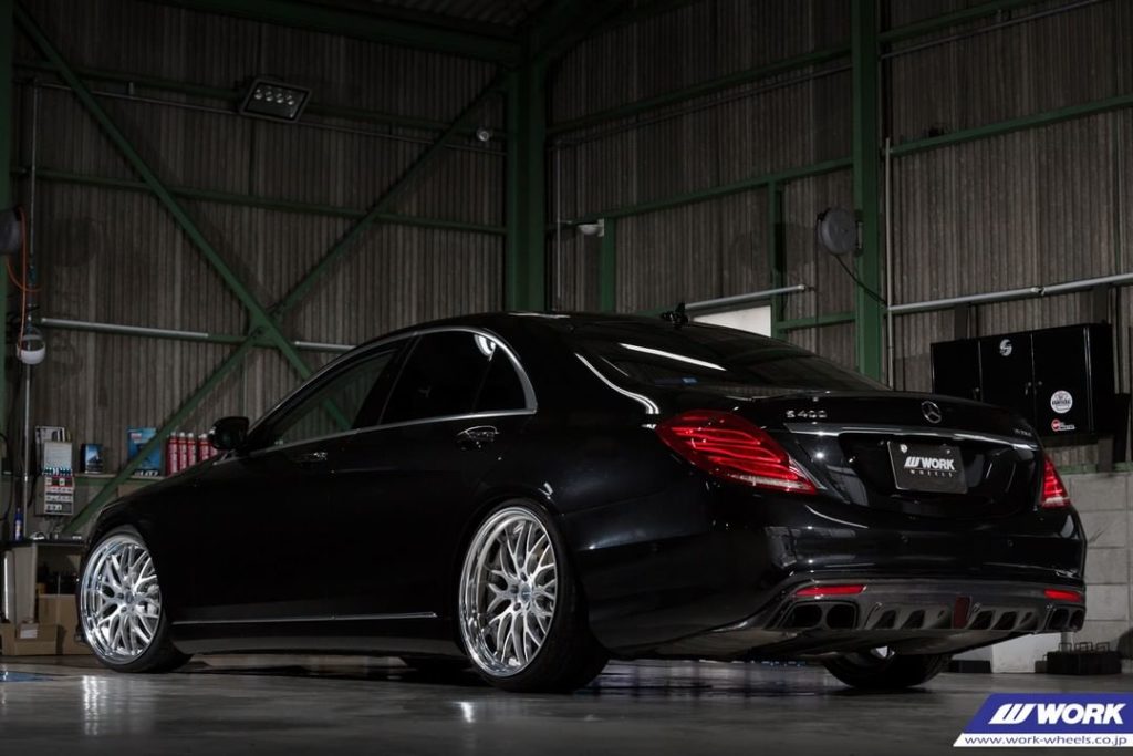 CAR MAKE STUDIO BREEZE Mercedes-Benz S400 on WORK Gnosis HR201 #artofwheel #gnos...
