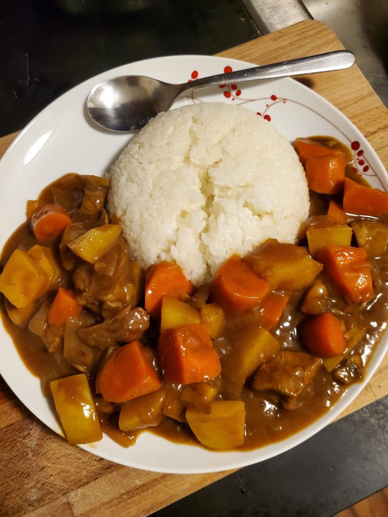 カレーライス (Curry rice with beef)