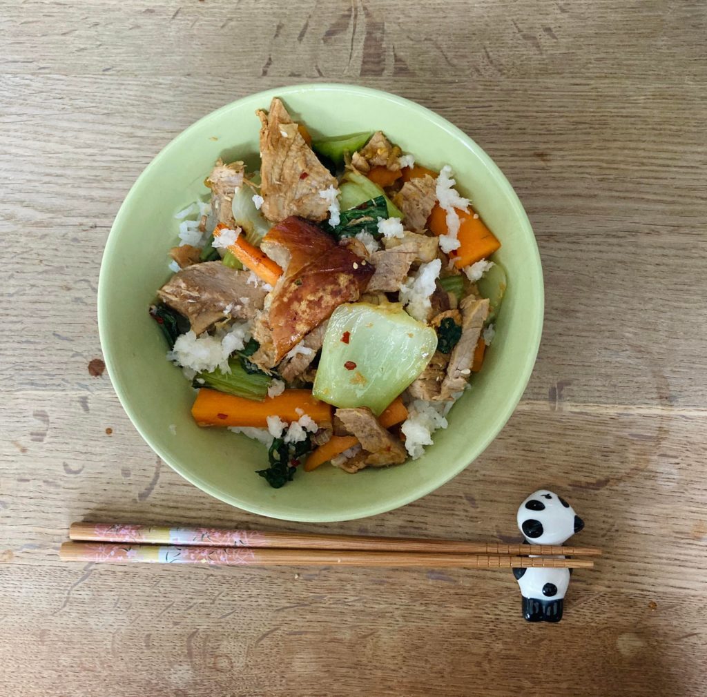Sesame pork, carrot, pak choi and daikon donburi :)