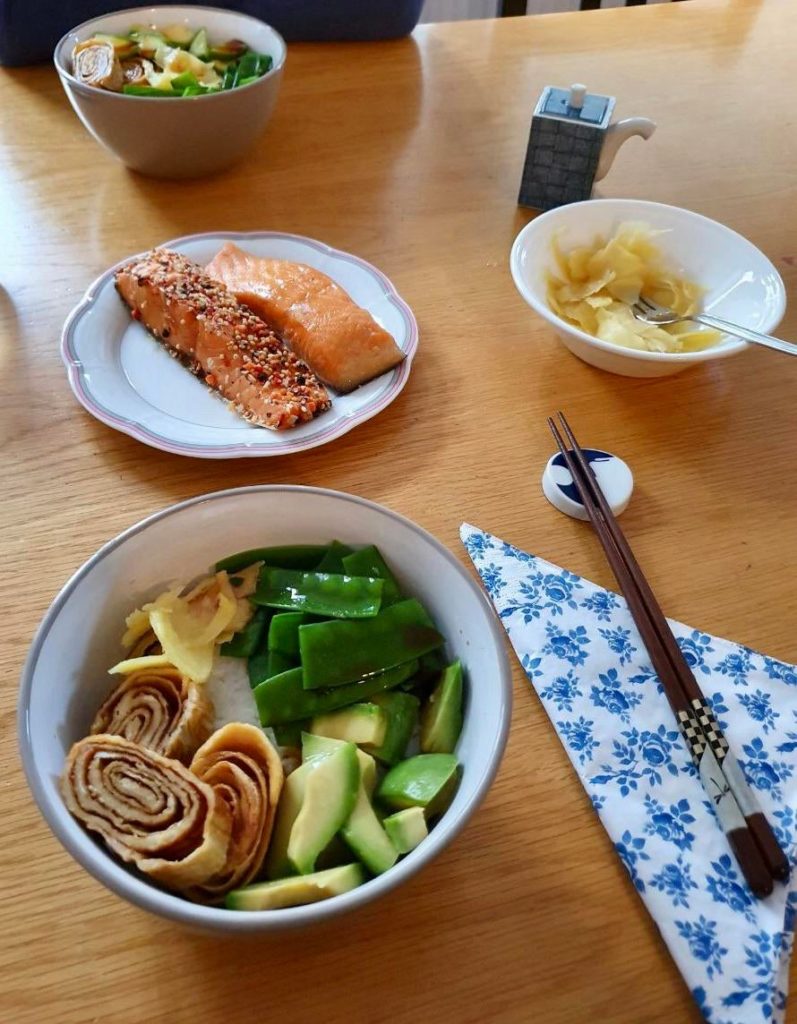 Chirashi Sushi