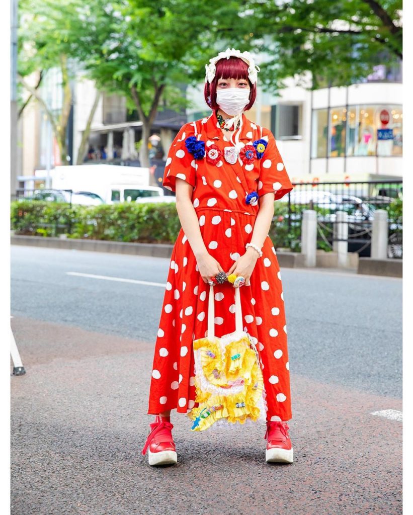 Japanese student Kaosu (@kaosu_kaosu) on the street in Harajuku wearing a vintag...