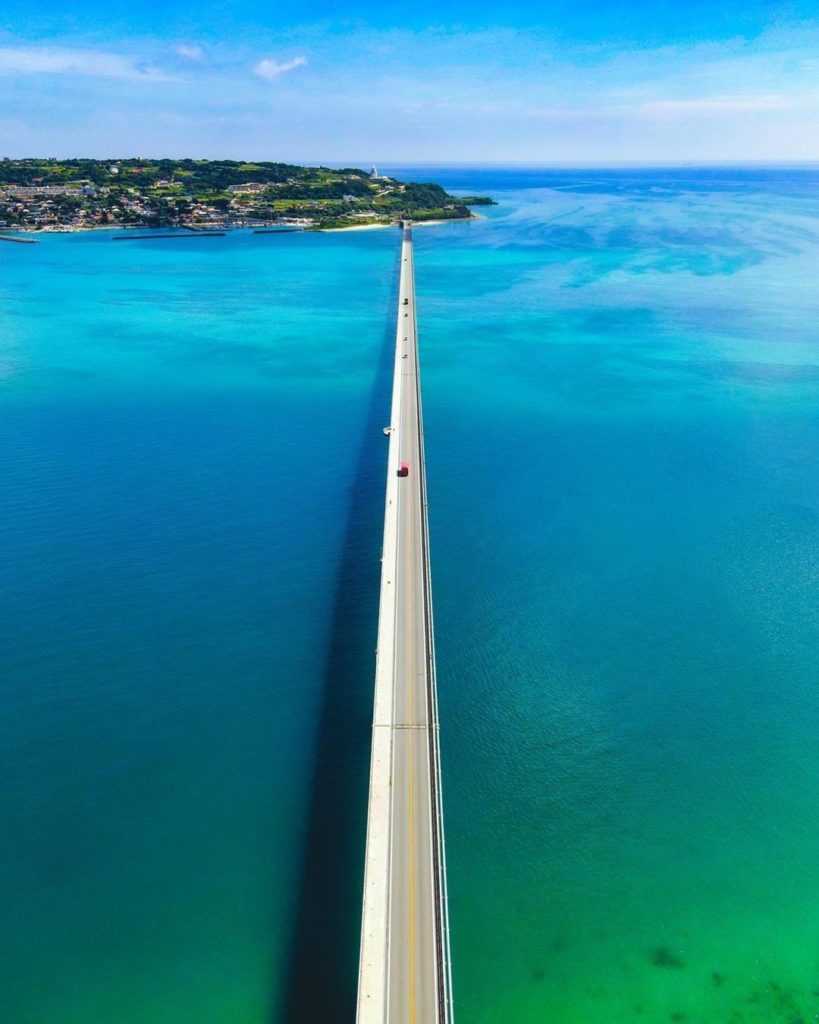 Visit Japan: Did you know that certain remote islands in Okinawa can be crossed over by car? … Did you know that certain remote islands in Okinawa can be crossed over by car? ...