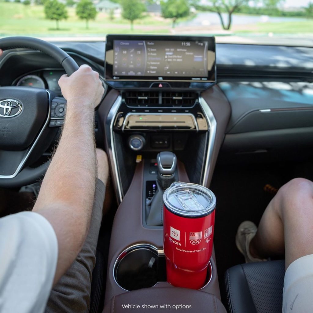 Make a statement while staying hydrated on the go! #Venza #LetsGoPlaces...