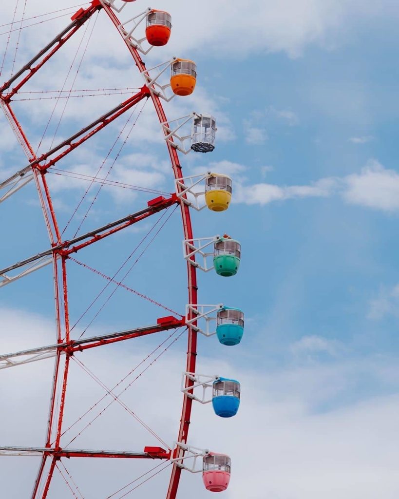 Could this be the most Gram-worthy Ferris wheel ever?!  Offering panoramic views...