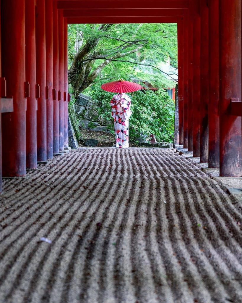 Your daily dose of zen 
: @hamnin1027ie
-----⁣⠀
Nara Prefecture, #Japan
.⁣⠀
.⁣⠀
...