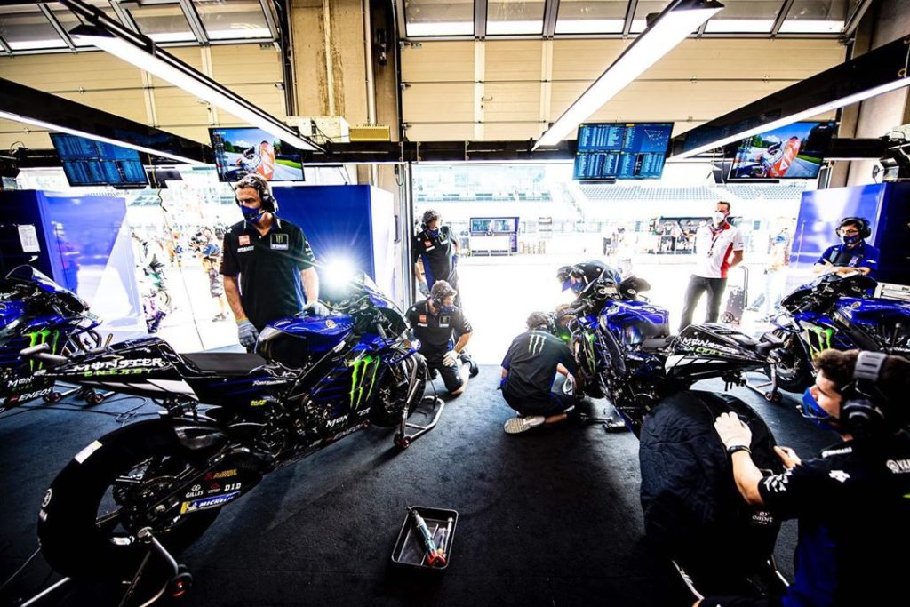 The @motogp race is up next 

#MonsterYamaha  #MotoGP  #AustrianGP...