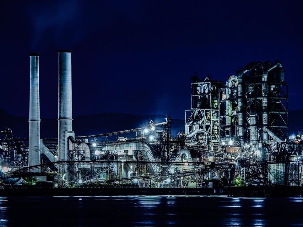 Visit Japan: Who knew the night view of an industrial complex could look this majestic? Harum… Who knew the night view of an industrial complex could look this majestic? Harum...