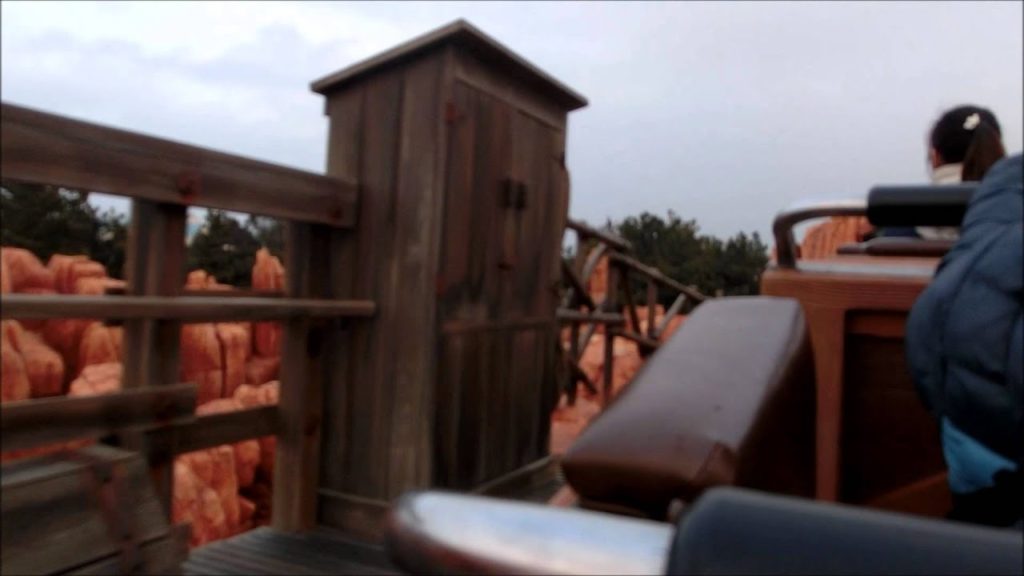 Big Thunder Mountain - Tokyo Disneyland (Chiba, Japan)