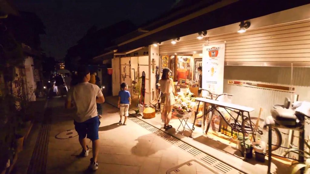 【Live】Riding Shonan-Monorail and walking to the top of Enoshima for cats and sunset 【Live】Riding Shonan-Monorail and walking to the top of Enoshima for cats and sunset