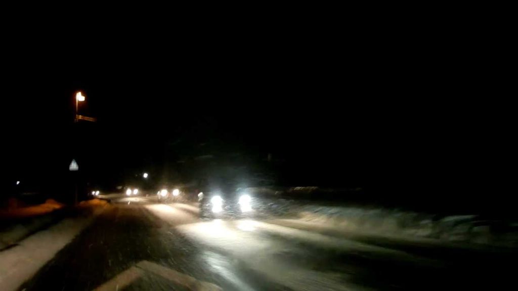 Driving in the snow at night (Takayama city)