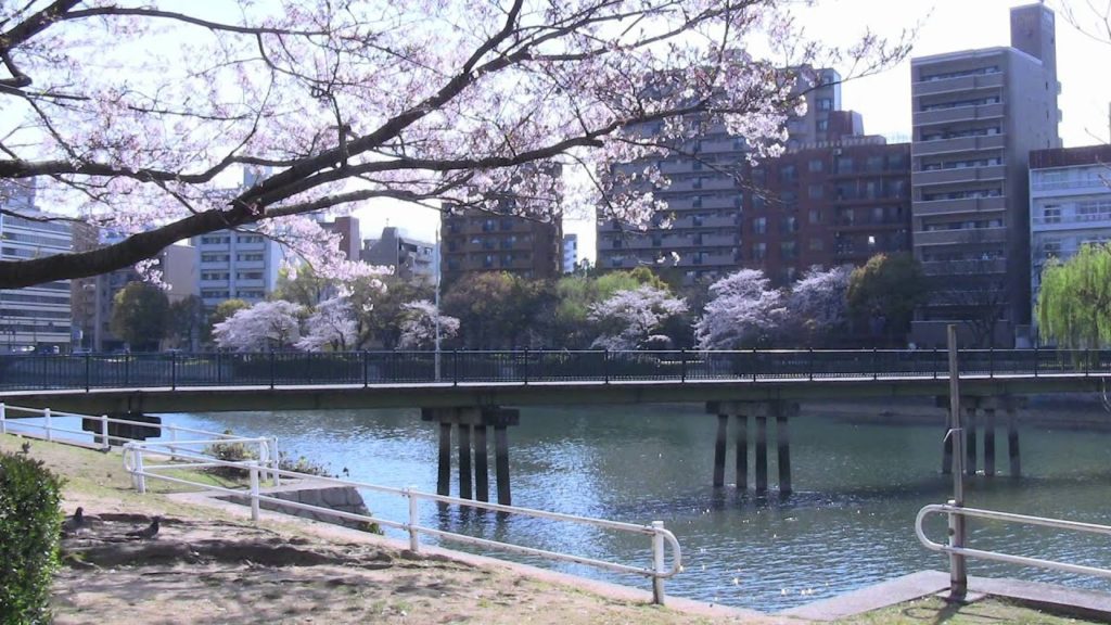 Osaka and Hiroshima in 5 minutes