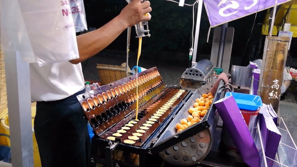 Japanese Street Food – Baby Castella Japanese Sponge Cake sweets Osaka Japan Japanese Street Food - Baby Castella Japanese Sponge Cake sweets Osaka Japan