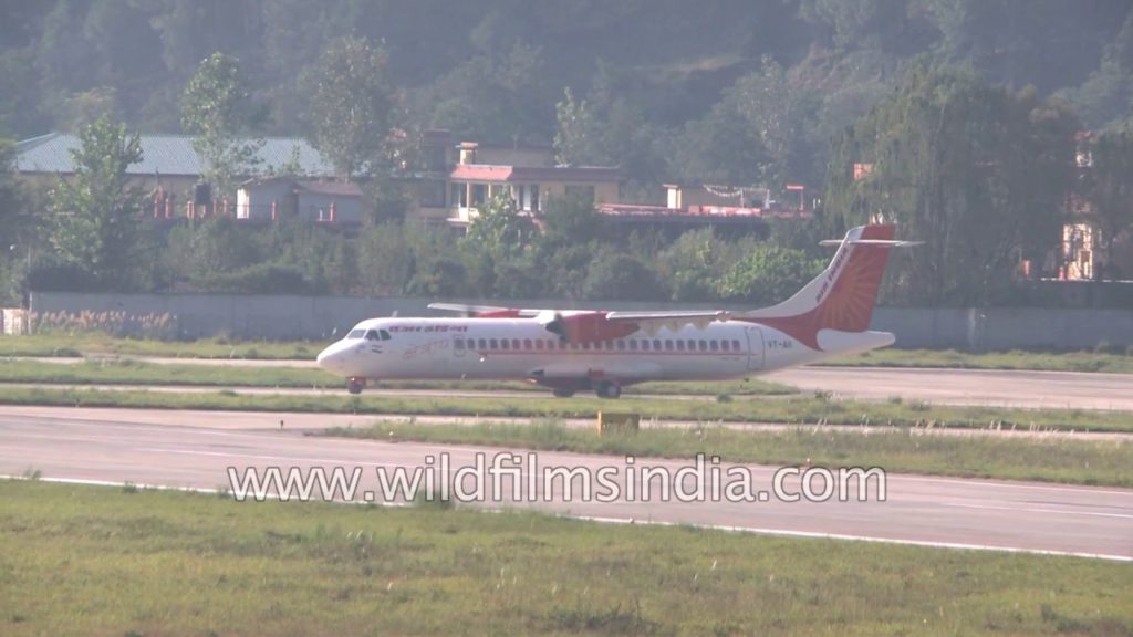 Air India propellor plane takes off from Kullu Manali Bhuntar Airport, Himachal Pradesh