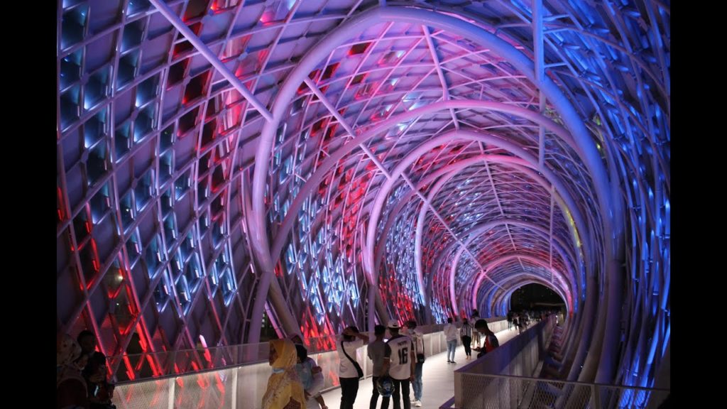 Slideshow: Pintasan Saloma (Saloma Bridge or Saloma Link)