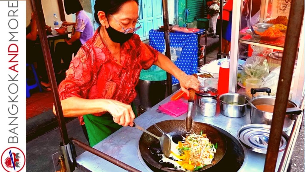 PAD THAI and more | Street Food In BANGKOK 2020
