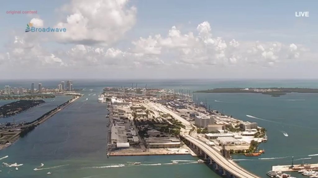Seaplane capsizes at Port of Miami – August 22, 2020 Seaplane capsizes at Port of Miami - August 22, 2020