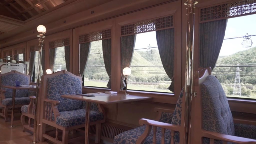 THE ROYAL EXPRESS HOKKAIDO〜車内の様子〜