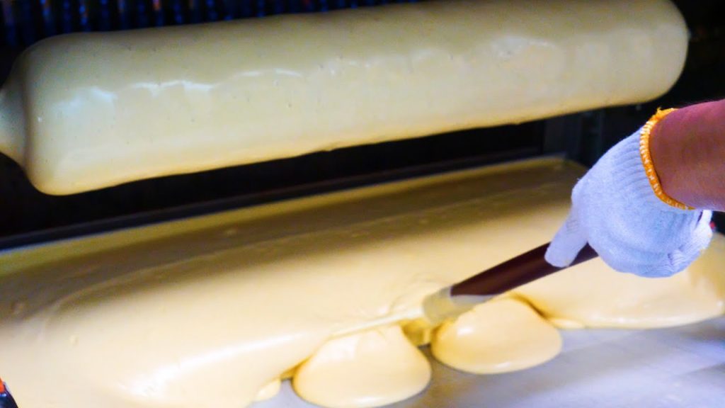 Big Tree Ring Cake - Japanese Street Food