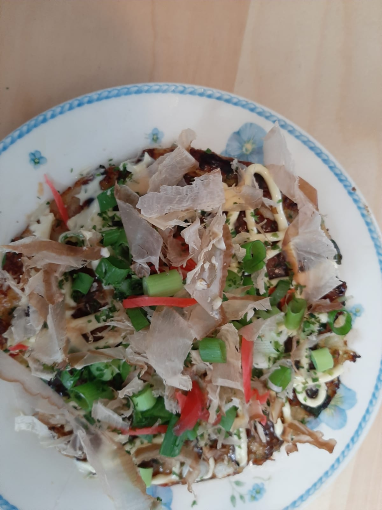 Okonomiyaki (Recipe in comments)