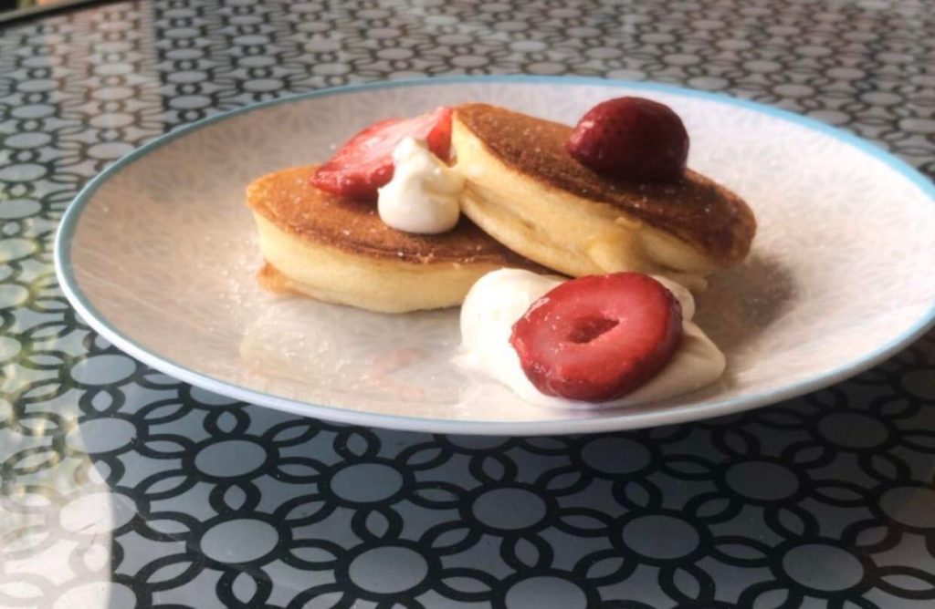 My first attempt at my souflee pancakes! I wanna try again later （＾ν＾）