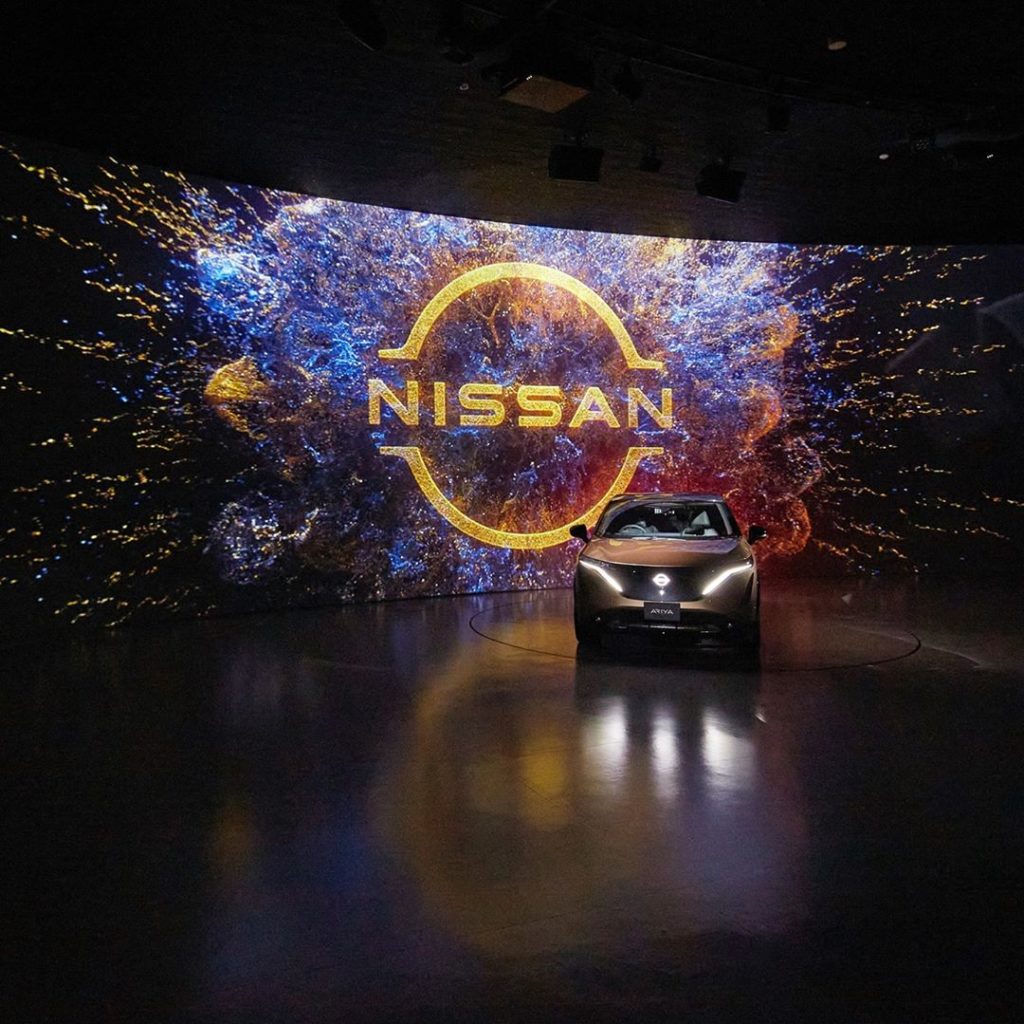 Still getting goosebumps seeing our brand-new logo with our newest EV! #NissanAr...