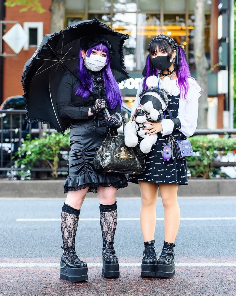 Japanese teens Mahoushozyomiuchan (@xxoxoxx96) and Kyoppe (@kyopppe) on the stre...