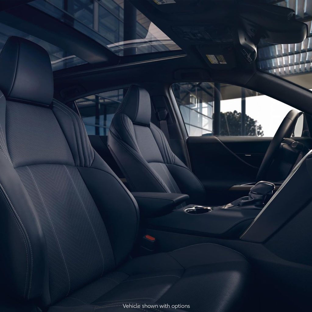 Spacious meets luxurious. The all-new 2021 #Venza has arrived! #LetsGoPlaces #Hy...