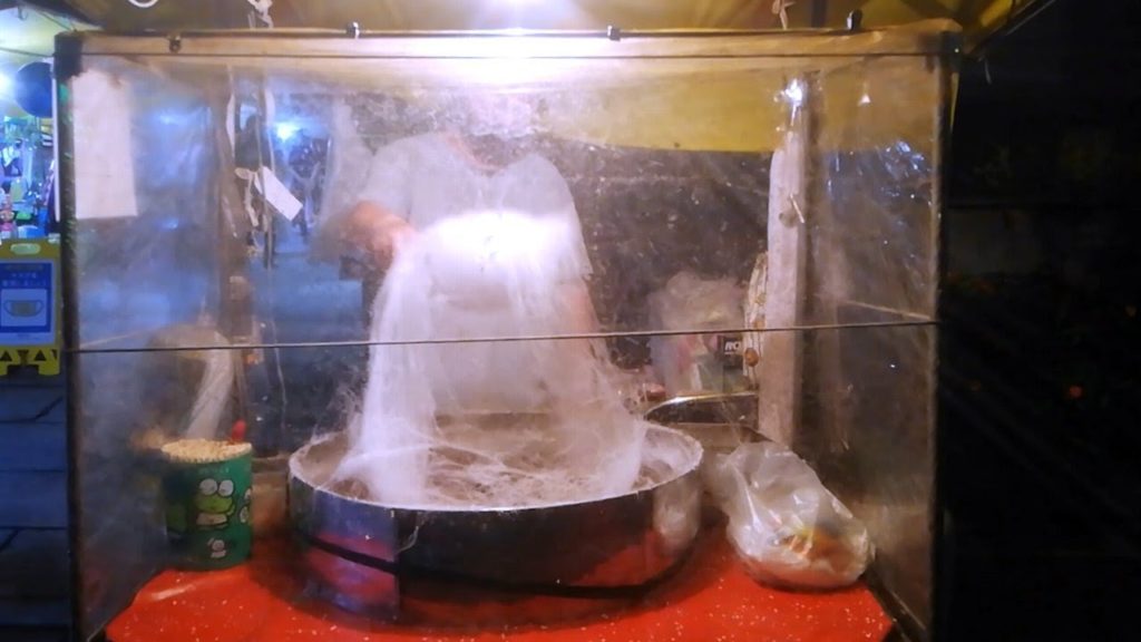 Japanese Street Food – Cotton Candy Japanese sweets Osaka Japan Japanese Street Food - Cotton Candy Japanese sweets Osaka Japan