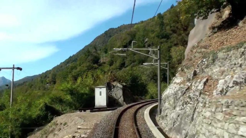 Centovalli railway drivers view 1/3 Locarno-Domodossola チェントヴァッリ鉄道 Centovalli railway drivers view 1/3 Locarno-Domodossola チェントヴァッリ鉄道
