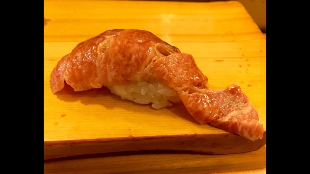 Eating Delicious Sushi in Japan!