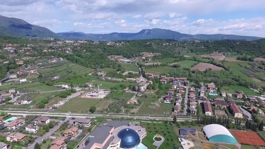 dal Poiano Resort alla riva del lago a Garda - DJI Phantom 3